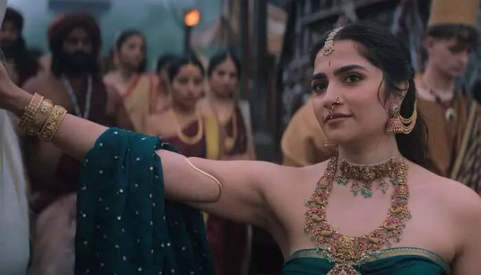 ఇండస్ట్రీని షేక్ చేస్తున్న కొత్త హీరోయిన్..ఇక అందరూ సైడ్ అవ్వాల్సిందే ! ఇండస్ట్రీని షేక్ చేస్తున్న కొత్త హీరోయిన్..ఇక అందరూ సైడ్ అవ్వాల్సిందే !