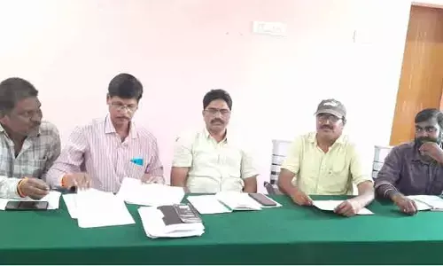 ‘ఉపాధి’ కూలీలకు ఈకేవైసీ తప్పనిసరి..