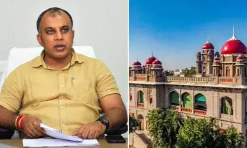 High Court : మిమ్మల్ని చూస్తే మాకే భయంగా ఉంది.. సిరిసిల్లా కలెక్టర్‍పై హైకోర్టు సీరియస్