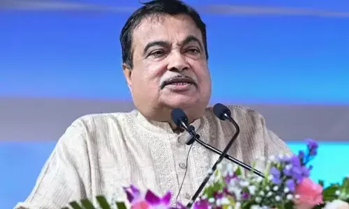 Nitin Gadkari: దిగుమతులను తగ్గించి, ఎగుమతులను పెంచాలి: నితిన్ గడ్కరీ