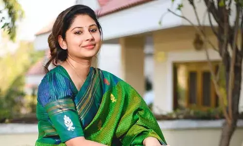 కోర్టు మెట్లెక్కిన స్మితా సబర్వాల్.. ఏం జరిగిందంటే?