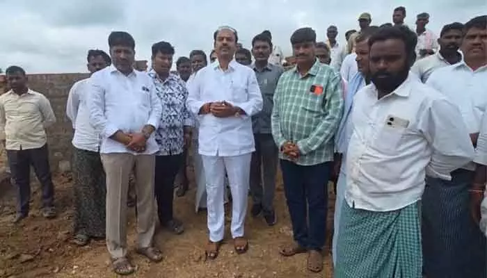 సౌత్ తెలంగాణపై కాంగ్రెస్ ప్రభుత్వానిది సవతి తల్లి ప్రేమ సౌత్ తెలంగాణపై కాంగ్రెస్ ప్రభుత్వానిది సవతి తల్లి ప్రేమ