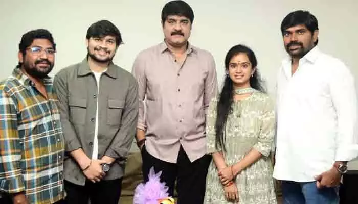 Oo.. Cheliya: హారర్, లవ్, యాక్షన్ బ్యాక్ డ్రాప్లో రాబోతున్న ‘ఓ.. చెలియా’.. టీజర్ ఎలా ఉందంటే? Oo.. Cheliya: హారర్, లవ్, యాక్షన్ బ్యాక్ డ్రాప్లో రాబోతున్న ‘ఓ.. చెలియా’.. టీజర్ ఎలా ఉందంటే?