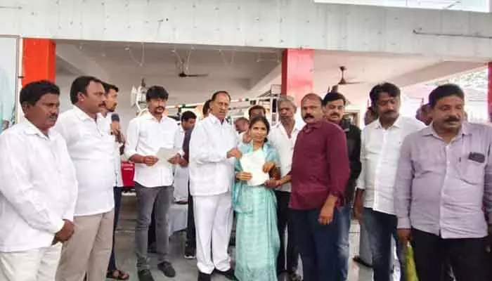 అన్ని వర్గాల అభివృద్ధే ప్రభుత్వ లక్ష్యం అన్ని వర్గాల అభివృద్ధే ప్రభుత్వ లక్ష్యం
