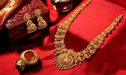 Today Gold, Silver Rates: మహిళలకు గుడ్ న్యూస్.. వరుసగా రెండో రోజు భారీగా తగ్గిన బంగారం ధరలు..
