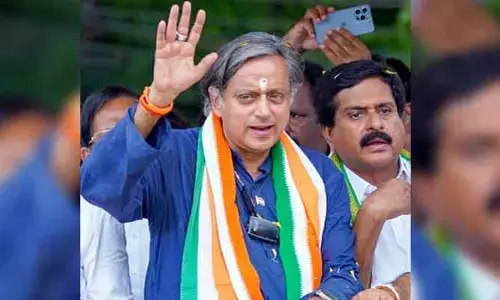 కేంద్ర ప్రభుత్వ నిర్ణయాన్ని స్వాగతించిన కాంగ్రెస్ ఎంపీ శశి థరూర్