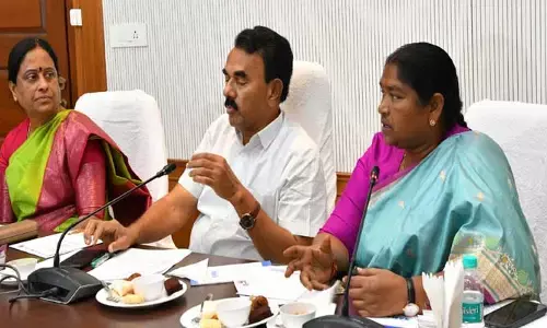 Bathukamma: హైదరాబాద్‌లో బతుకమ్మ ఉత్సవాలు.. గిన్నిస్ రికార్డ్ లక్ష్యంగా 29న వేడుకలు.. మంత్రుల స‌మీక్ష‌