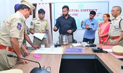 26 నుంచి మద్యం దుకాణాలకు టెండర్లు