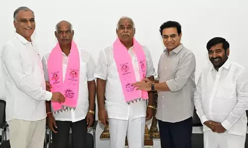 Breaking: బీఆర్ఎస్ పార్టీలో చేరిన మాజీ ఎమ్మెల్యే కోనేరు కోనప్ప