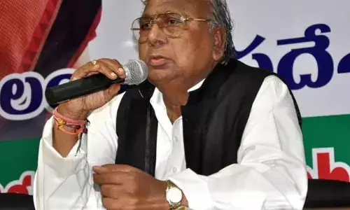 బతుకమ్మ కుంటను కాపాడిన ఘనత సీఎం రేవంత్ రెడ్డి, హైడ్రా కమిషనర్ రంగనాథ్‌దే