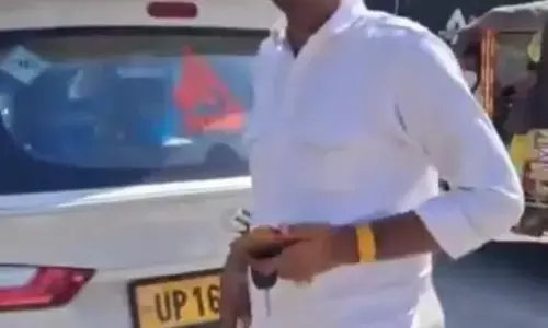 Viral Video : మహిళా ప్రయాణికులపై రాడ్‌తో ఉబెర్ డ్రైవర్ దాడి..సాలీ అంటూ బూతుపురాణం