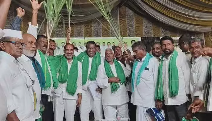 షుగర్ ఫ్యాక్టరీ పునఃప్రారంభానికి ప్రభుత్వం కట్టుబడి ఉంది షుగర్ ఫ్యాక్టరీ పునఃప్రారంభానికి ప్రభుత్వం కట్టుబడి ఉంది