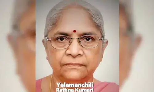 సినీ ఇండస్ట్రీలో తీవ్ర విషాదం.. వైవీఎస్‌ చౌదరికి మాతృ వియోగం