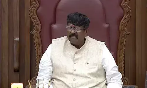 మండలి ఛైర్మన్ మోషేన్ రాజుకు అవమానం.. వైసీపీ వాకౌట్