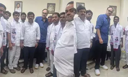 వైసీపీకి బిగ్ షాక్.. జనసేనలోకి భారీగా చేరికలు