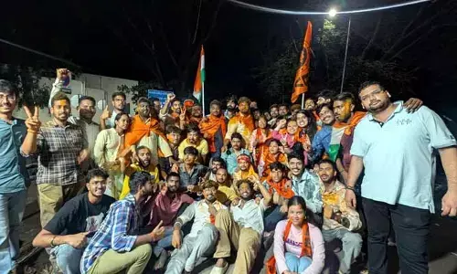 దేశభక్తి వైపు.. జెన్‌ Z యువత!