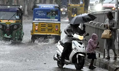 అతలాకుతలమవుతున్న హైదరాబాద్‌