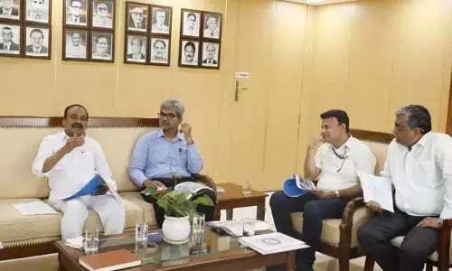 ఎంఎంటీఎస్ రైళ్ల సంఖ్య పెంచాలి : ఎంపీ ఈటల డిమాండ్