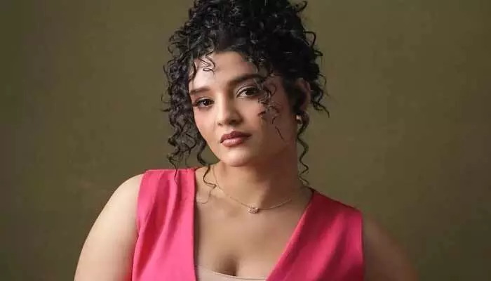 వారితో నటించిన క్షణాలు ఎప్పటికీ నా మనసులో పదిలంగా ఉంటాయి: రితికా సింగ్ వారితో నటించిన క్షణాలు ఎప్పటికీ నా మనసులో పదిలంగా ఉంటాయి: రితికా సింగ్