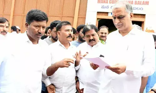 వారికి దీపావళి పండగ లేకుండా చేయడం దుర్మార్గం.. సర్కార్‌పై హరీష్ రావు ఫైర్