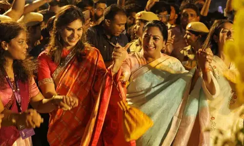 Upasana: ఢిల్లీ సీఎంతో కలిసి బతుకమ్మ ఆడిన ఉపాసన కొణిదెల.. ఆసక్తికర ట్వీట్