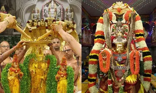 Tirumala: కన్నుల పండువగా శ్రీవారి గరుడ వాహన సేవ