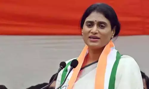 రెండేళ్లు అయినా మహాశక్తి పథకానికి అతి గతి లేదు: వైఎస్ షర్మిల