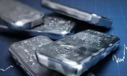 Silver: కొత్త గరిష్టాలకు చేరిన బంగారం, వెండి ధరలు