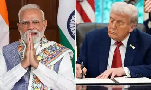 ట్రంప్ సర్.. మీతో ఫోటో దిగొచ్చా మోడీపై కాంగ్రెస్ మాస్ సెటైర్లు