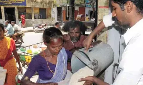 ఒకేసారి మూడు నెలల రేషన్