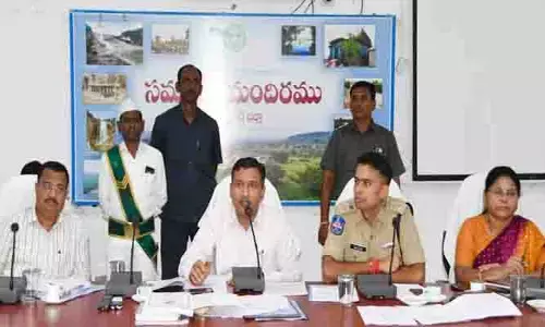 అంద‌రూ నిబంధ‌న‌లు పాటించాల్సిందే : క‌లెక్ట‌ర్