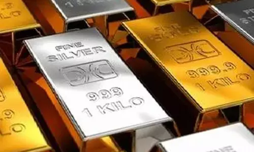 Gold: రికార్డు స్థాయిలో ధరలున్నా రెట్టింపు పెరిగిన బంగారం, వెండి దిగుమతులు