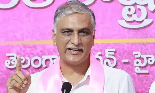 Harish Rao: రైతులతో కేసీఆర్‍కు పేగు బంధం.. కాంగ్రెస్‍కు  ఓటు బంధం: హరీశ్ రావు