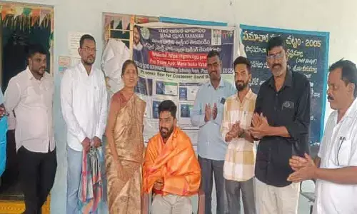 ఎక్సైజ్ ఎస్సైగా ఎంపికైన అరవింద్ రెడ్డికి సన్మానం