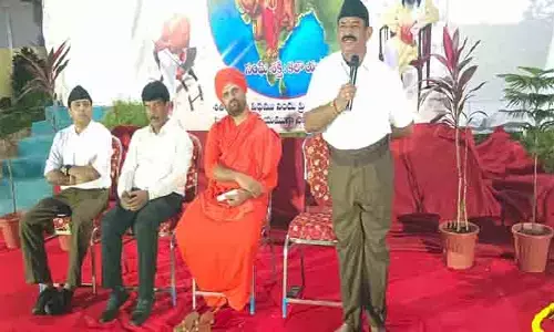 దేశాన్ని నాశ‌నం చేసే శ‌క్తుల ప‌ట్ల అప్ర‌మ‌త్తంగా ఉండాలి : వసంతం వెంకటేశ్వర్లు