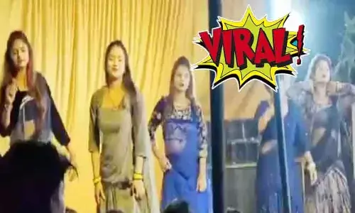 ఓ వైపు దుర్గా నవరాత్రులు.. మరోవైపు మహిళల అశ్లీల నృత్యాలు
