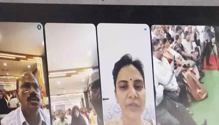 అమ్మాయిలు ఉన్నత లక్ష్యాలతో ముందుకెళ్లాలి : సెర్ఫ్ సీఈఓ దివ్య దేవరాజన్ అమ్మాయిలు ఉన్నత లక్ష్యాలతో ముందుకెళ్లాలి : సెర్ఫ్ సీఈఓ దివ్య దేవరాజన్