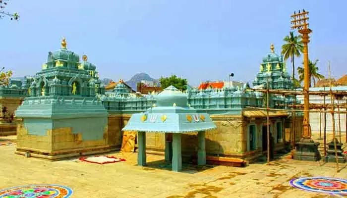 టీటీడీ అధ్వర్యంలో పవిత్రోత్సవాలు.. ఘనంగా అంకురార్పణ టీటీడీ అధ్వర్యంలో పవిత్రోత్సవాలు.. ఘనంగా అంకురార్పణ