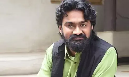 తెలంగాణ పాలిటిక్స్‌లో ‘జాతిర‌త్నం’.. పండుగపూట నెట్టింట రచ్చ!