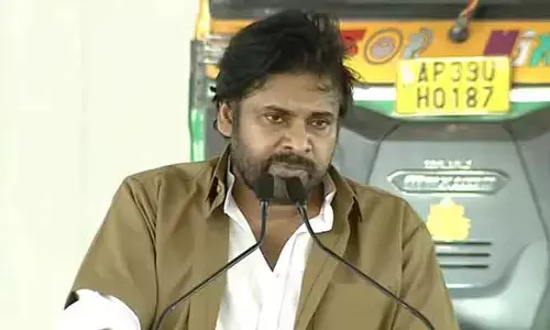 భారమైనా మోస్తున్నాం: ఆటో డ్రైవర్ల సేవ పథకంపై పవన్ కీలక వ్యాఖ్యలు