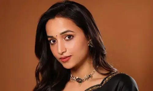 నన్ను ప్రభాస్ లేడీ వెర్షన్ అంటారు.. యంగ్ హీరోయిన్ కామెంట్స్‌కు ఫ్యాన్స్ రియాక్షన్ ఏంటంటే?