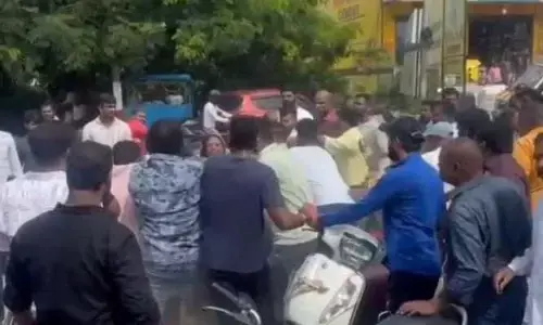 కీసరలో రెండు వర్గాల మధ్య గొడవ...22 మందిపై కేసు