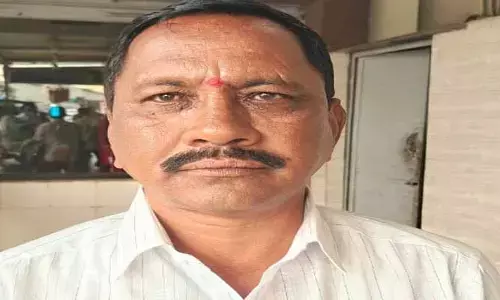 ఏకగ్రీవంగా సర్పంచ్ గా ఎన్నుకుంటే.. గ్రామాభివృద్ధికి రూ.50ల‌క్ష‌లు విరాళం మ‌న్నెం ర‌ఘురాంరెడ్డి
