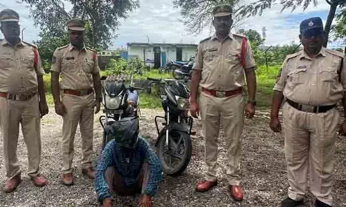 బైక్ దొంగ అరెస్ట్