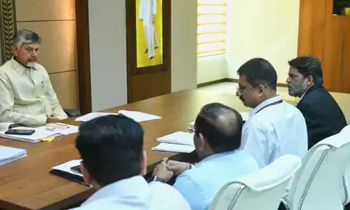 విశాఖ స్టీల్‌పై సీఎం సమీక్ష.. అధికారులకు కీలక ఆదేశాలు