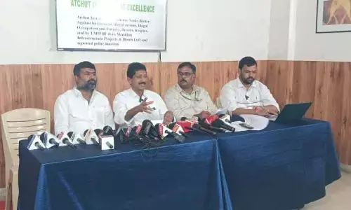 లీజు డబ్బులు అడిగితే దౌర్జన్యం