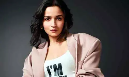 Alia Bhatt: రొమాంటిక్ చిత్రంలో ఆలియా భట్.. మరోసారి దర్శకుడిగా మారుతోన్న స్టార్ ప్రొడ్యూసర్