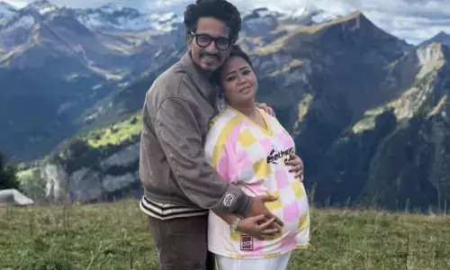 గుడ్ న్యూస్ చెప్పిన లేడీ కమెడియన్.. రెండో సారి అంటూ..
