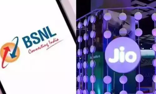 BSNL: ఎయిర్‌టెల్ కంటే ఎక్కువ సంఖ్యలో సబ్‌స్క్రైబర్లు సాధించిన బీఎస్ఎన్ఎల్