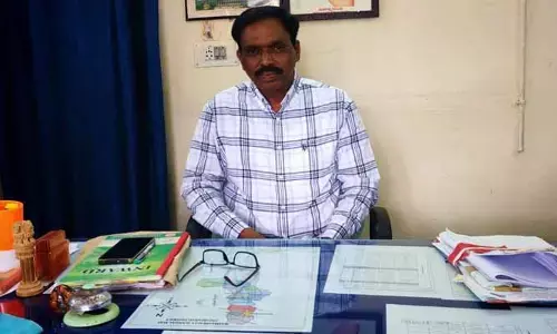 మీ సేవలపై జిల్లా అధికారుల పర్యవేక్షణ కరువు